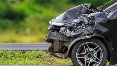 مصرع وإصابة  3 في حادث سير بالطريق الدولي ببئر العبد