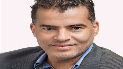 صبحي أبو شادي يكتب: اختر الإجابة الصحيحة من بين القوسين 