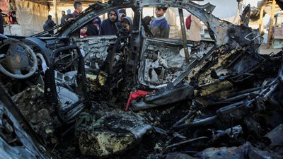 غارات جوية إسرائيلية تقتل 20 شخصًا في غزة خلال الليل