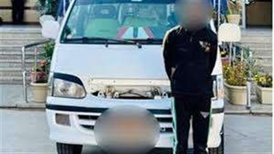 قفزت من السيارة.. التحقيق مع سائق ميكروباص تحرش بطالبة في القاهرة والعقوبة المتوقعة