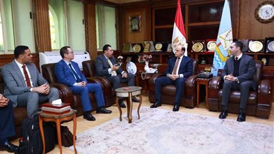 لبحث تطوير التحول الرقمي.. وفد من وزارة الاتصالات في زيارة لمحافظة كفر الشيخ