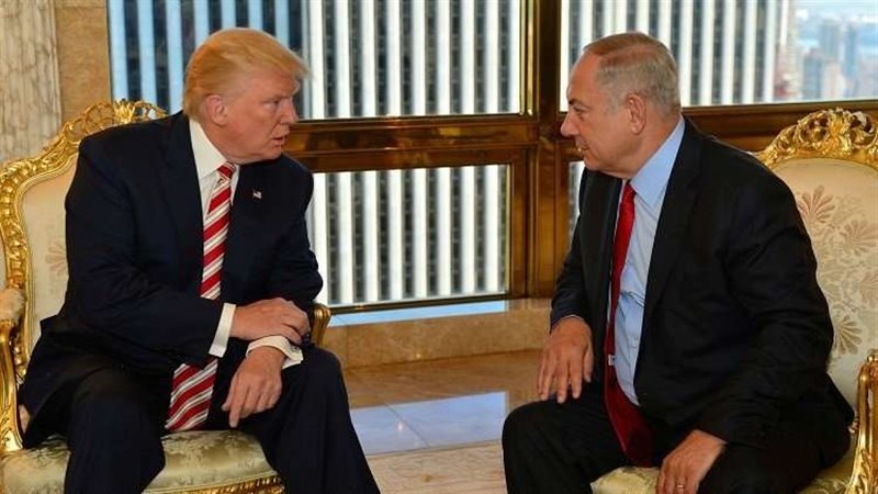 نتنياهو بجوار ترامب