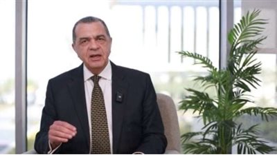 وزير المالية: لا ضريبة إضافية على الهاتف المحمول