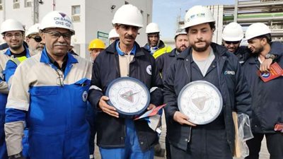 السويس لتصنيع البترول تُنظم وقفة سلامة لتعزيز ثقافة الصحة المهنية