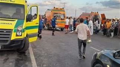 إصابة 7 أشخاص في تصادم سوزوكي مع توك توك