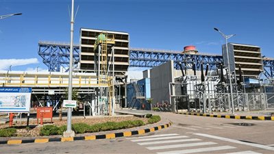 محافظ البحيرة تتابع سير العمل بمحطتي كهرباء العطف والمحمودية