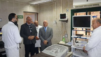 محافظ القليوبية يتفقد وحدة مناظير الجهاز الهضمي بمستشفى حميات بنها