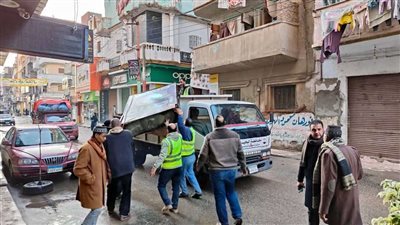 رفع 238 حالة إشغال وإعلانات مخالفة خلال حمله مكبرة بمراكز البحيرة
