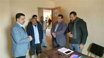 رئيس مدينة المحمودية يتفقد قرية كوم النصر لمتابعة سير العمل