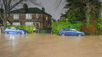 فيضانات تضرب ستوكبورت ومناطق في ويلز