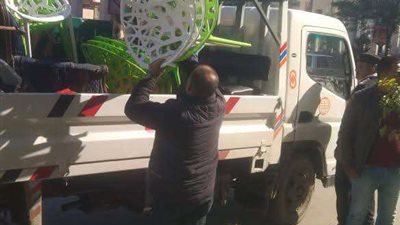 إزالة 245 حالة إشغال طريق ثابت ومتحرك بشوارع الدلنجات ودمنهور