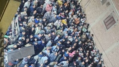 شاهد.. مشهد جنائزي مهيب لشهداء 