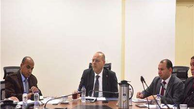 وزير العمل يلتقى مُمثلي شركات إلحاق عمالة موسم حج 2025