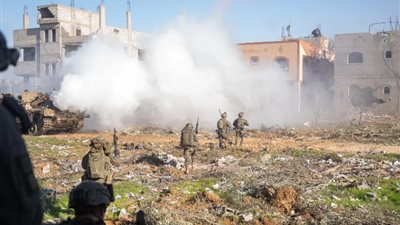 إسرائيل تعترض صاروخًا موجهًا على مروحية وتواصل تدمير أهداف حماس