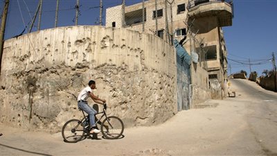 انهيار اقتصاد قطاع غزة في عام 2024 نتيجة استمرار القصف الإسرائيلي