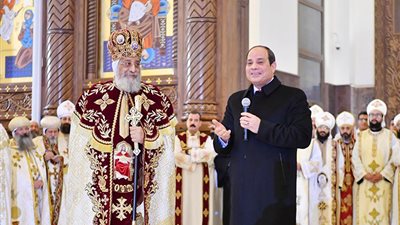 الرئيس السيسي: مصر دولة كبيرة أوي والبابا تواضروس له مكاة كبيرة في قلبي