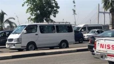 زحام مروري وكثافات متزايدة بمحاور القاهرة الكبرى