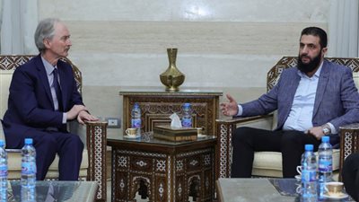 الشرع يعرض خارطة طريق جديدة في سوريا.. هل يمكن أن تُقبل من قبل المجتمع الدولي؟