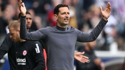 حقيقة انتقال عمر مرموش إلى مانشستر سيتي.. مدرب فرانكفورت يوضح