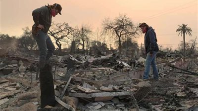 القصة الكاملة لحرائق لوس أنجلوس.. تفاصيل الأضرار والأحداث وأوامر الإخلاء