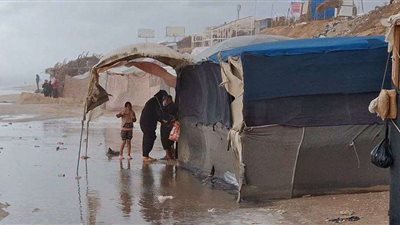 1600 عائلة مُحت تمامًا.. محلل سياسي: إسرائيل تلعب على العامل النفسي لكي يهاجر أهل غزة طوعيًا