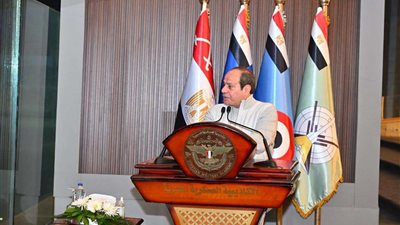 السيسي خلال تفقده الأكاديمية العسكرية: أشرف مهمة ينفذها الإنسان حماية وطنه وعرضه
