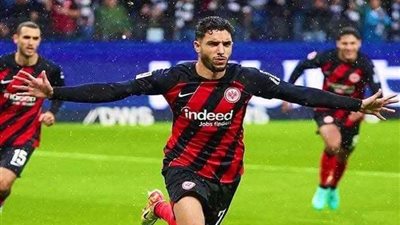 «مرموش» يقود التشكيل المتوقع لآينتراخت فرانكفورت أمام سانت باولي