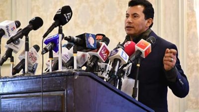 وزير الشباب والرياضة يشهد المؤتمر الصحفي للإعلان عن النسخة الثانية من “بيزنس يا شباب”