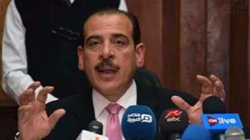 الدكتور عمرو قنديل،