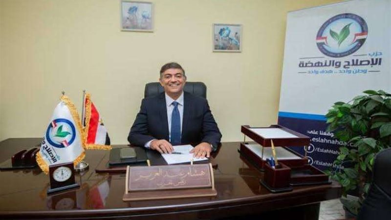هشام عبد العزيز