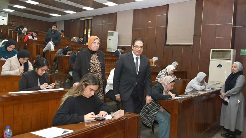امتحانات جامعة القاهرة