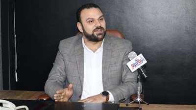 خبير اقتصادي: إقبال الأجانب على شراء أذون الخزانة يؤكد  أهمية  قرار تثبيت أسعار الفائدة