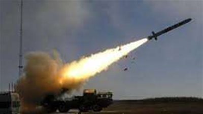 الحوثيون: استهداف حاملة الطائرات الأمريكية 