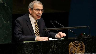 شومان: تشكيل الحكومة اللبنانية يواجه تحديات واتصالات سياسية خلف الكواليس