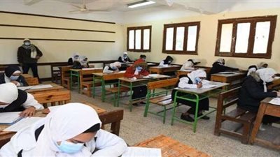 بسبب سوء الأحوال الجوية.. تعديل مواعيد امتحانات الترم الأول 2025 للشهادة الإعدادية بالبحيرة