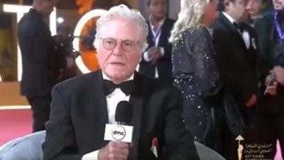 حسين فهمي بكشف عن موعد الدورة الـ46 من مهرجان القاهرة السينمائي