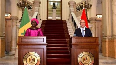 مصر والسنغال تبحثان تعزيز الشراكات بين القطاع الخاص وإنشاء خط ملاحي