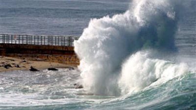 الطقس.. تحذير من رياح شديدة على الملاحة البحرية لمدة يومين