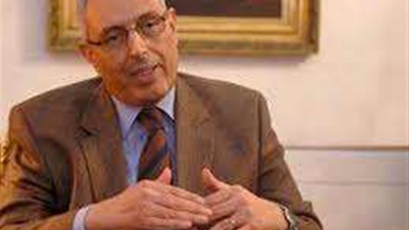 الدكتور أحمد جمال