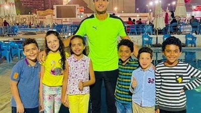 مدرب سباحة: عمر 3 سنوات هو الافضل لإتقان هذه المهارة