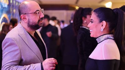 مهرجان ملكة جمال العرب يشهد تكريم أبطال الطب عادل زكريا وميري شهيد