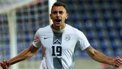 الأهلي يضع اللمسات النهائية على صفقة السلوفيني جراديشار