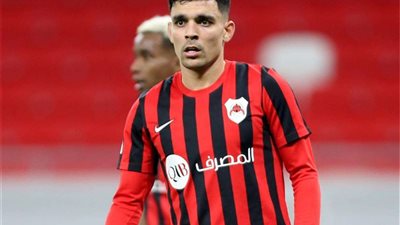 بن شرقي يقترب من الأهلي خلال يناير الجاري