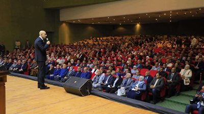 وزير التعليم: حريصون على الاستماع لآراء مديري المدارس حول مقترح شهادة البكالوريا