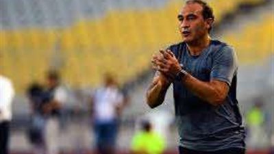 علي ماهر يحبط صفقات النادي المصري ويسبب إيقاف القيد