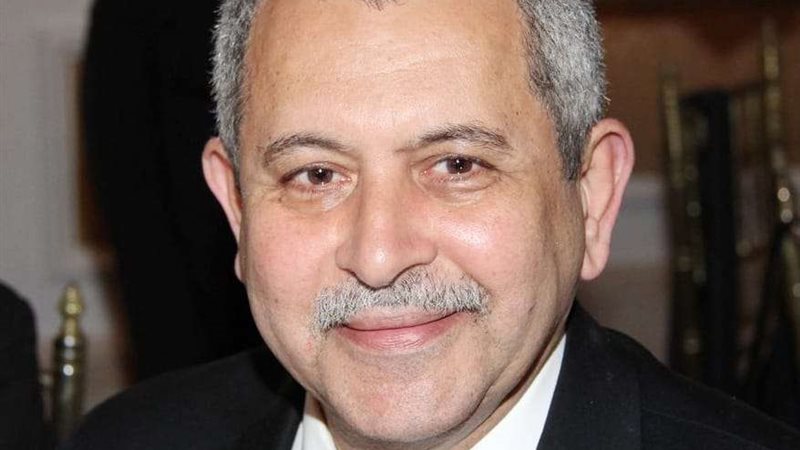 الكاتب الصحفي والمحلل