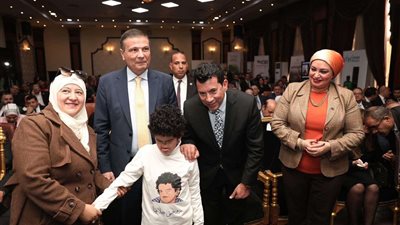 وزير الزراعة يعلن عمل برنامج تدريبي لذوي الإعاقة ومكافأة 10 آلاف جنيه