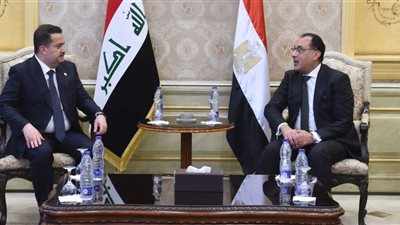 رئيس وزراء العراق يستقبل رئيس وزراء مصر في بغداد لعقد جلسة مباحثات موسعة