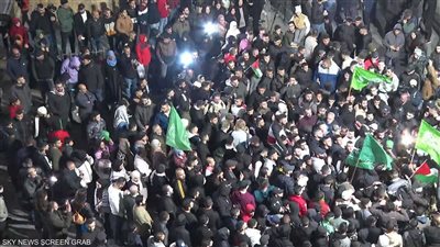 إسرائيل تعلن تحرير ثلاثة رهائن محتجزين لدى حماس في غزة