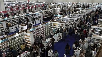 معرض القاهرة الدولي للكتاب يشهد حضورًا قياسيًا في دورته لعام 2025